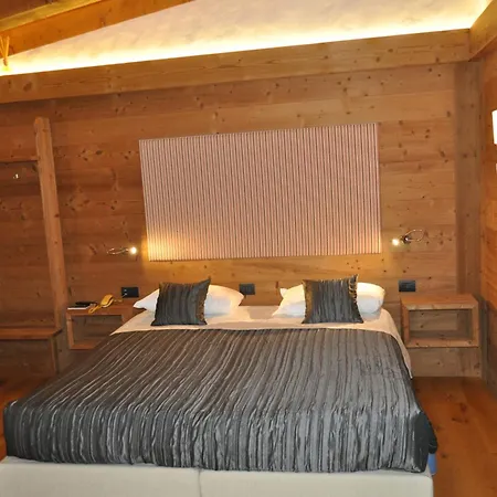 Baita Fraina Cortina dʼAmpezzo Habitación foto